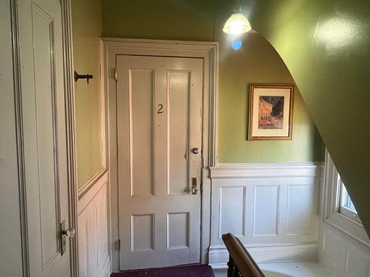 1 Bedroom Private Victorian Apt In Convenient City Location On 5 Acre, Sleeps 4 포킵시 외부 사진